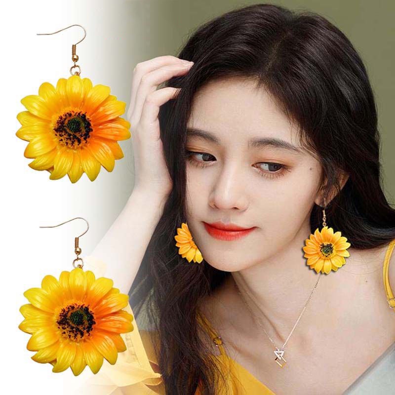 Anting Kait Desain Bunga Matahari Warna Kuning Gaya Korea Untuk Musim Panas