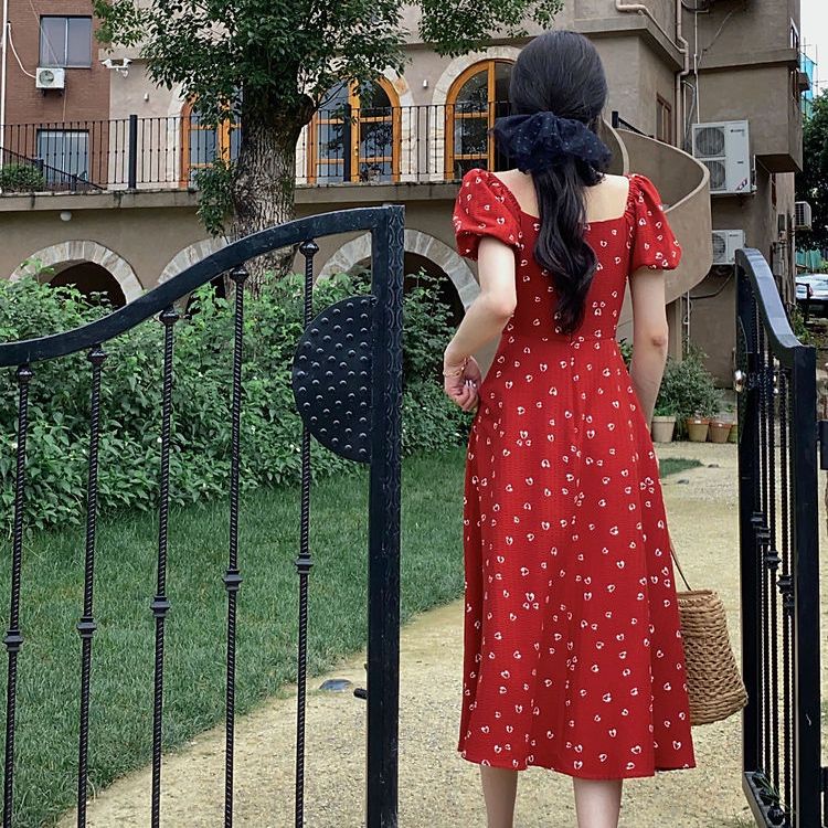 Red Kerah persegi gaun lengan engah wanita musim panas Hong Kong rasa sifon bunga teh istirahat rok elegan pinggang melangsingkan rok setengah panjang