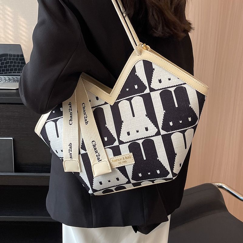 Sera net red hot style tote bag 2023 new fashion niche shoulder bag women s large capacity commuting bag all-match women s bag