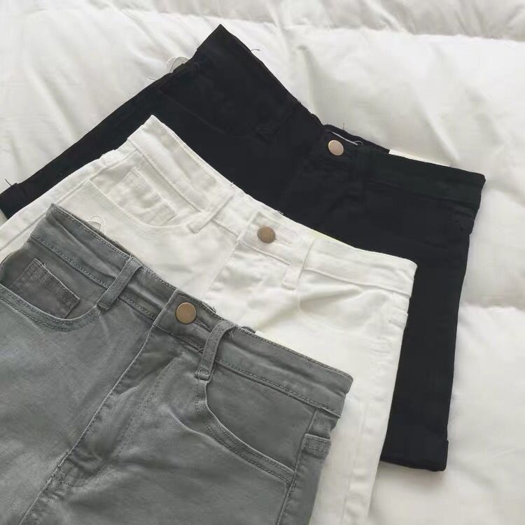 Red 2023 musim panas gaya baru pakaian luar tipis warna solid retro pinggang tinggi digulung tepi celana pendek denim wanita versi Korea slim hot pants