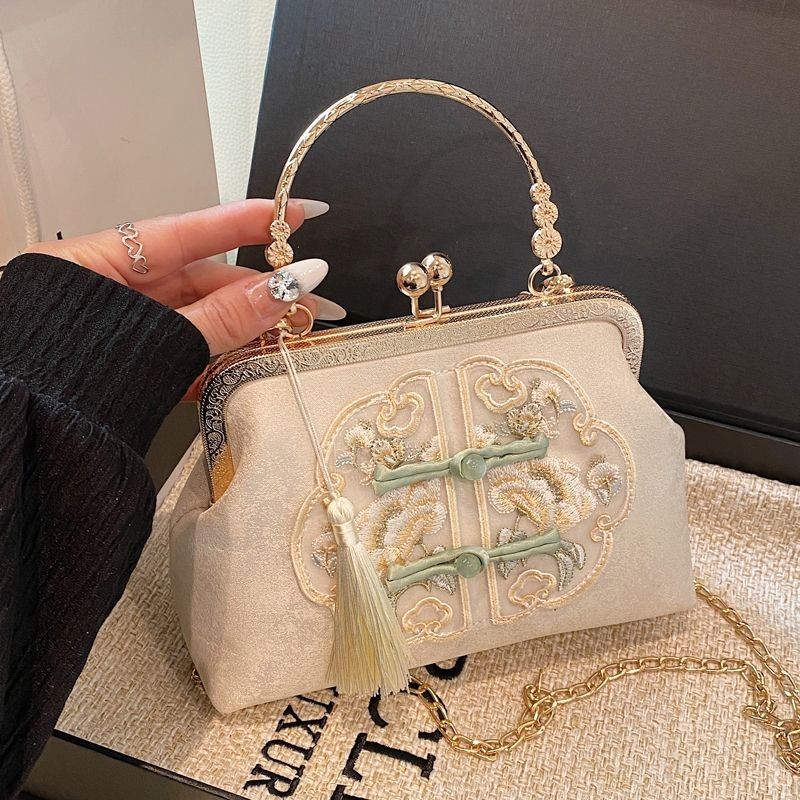 New Chinese Style Embroidered Chinese Knot Button National Style Bag
