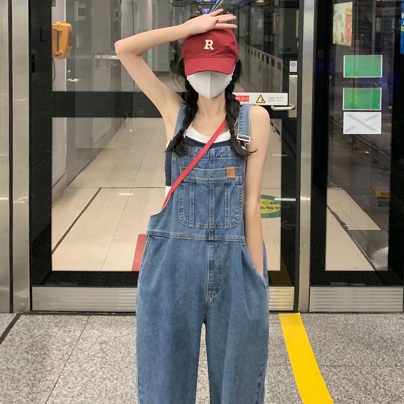 Red Denim overall wanita versi Korea longgar musim panas bagian tipis 2022 celana lebar kaki ceruk selera desain garam keren baru