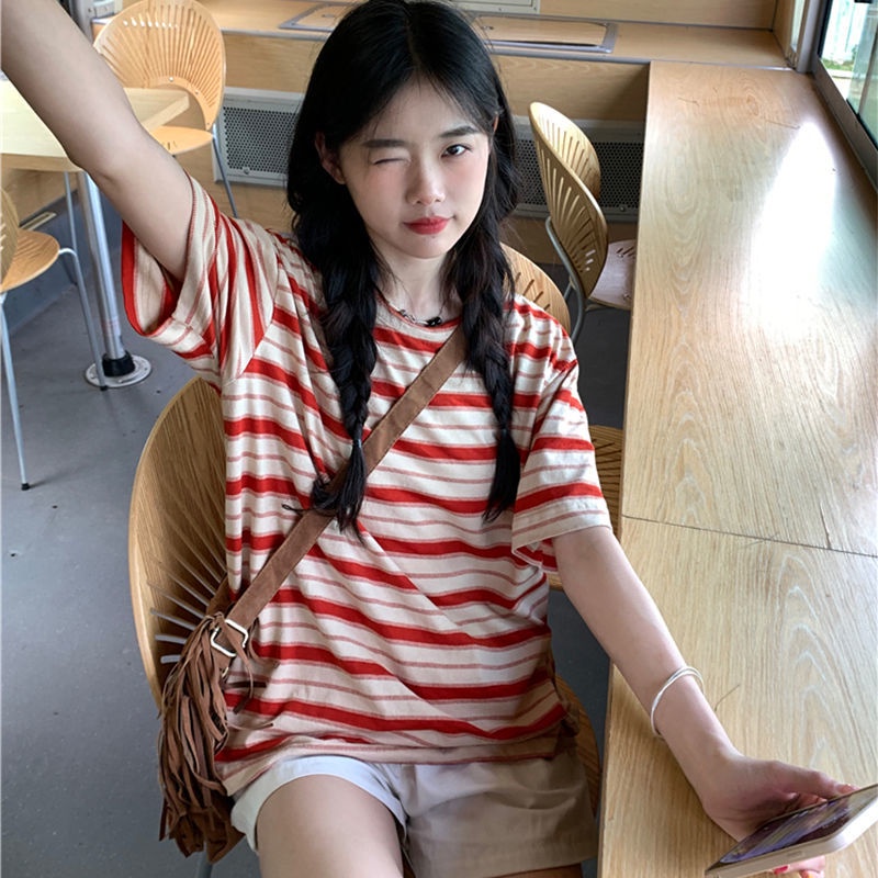 Red T-shirt lengan pendek wanita musim panas bergaris merah Jepang katun murni versi Korea longgar ramping perguruan angin atas olahraga