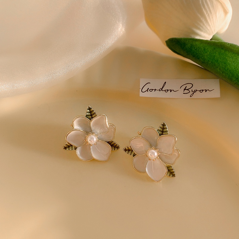 Anting Simpul Busur Mutiara Klasik Ladies Flower Stud Earrings Versi Korea Retro Fashion925 Perak Aksesoris