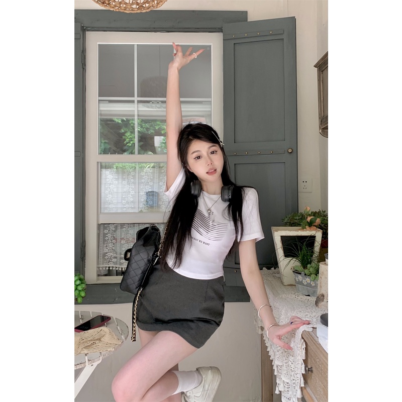 Red Ketat pendek rasa desain manis hot gadis bottoming kemeja wanita musim semi dan musim panas putih dalam lengan pendek slim t-shirt top ins