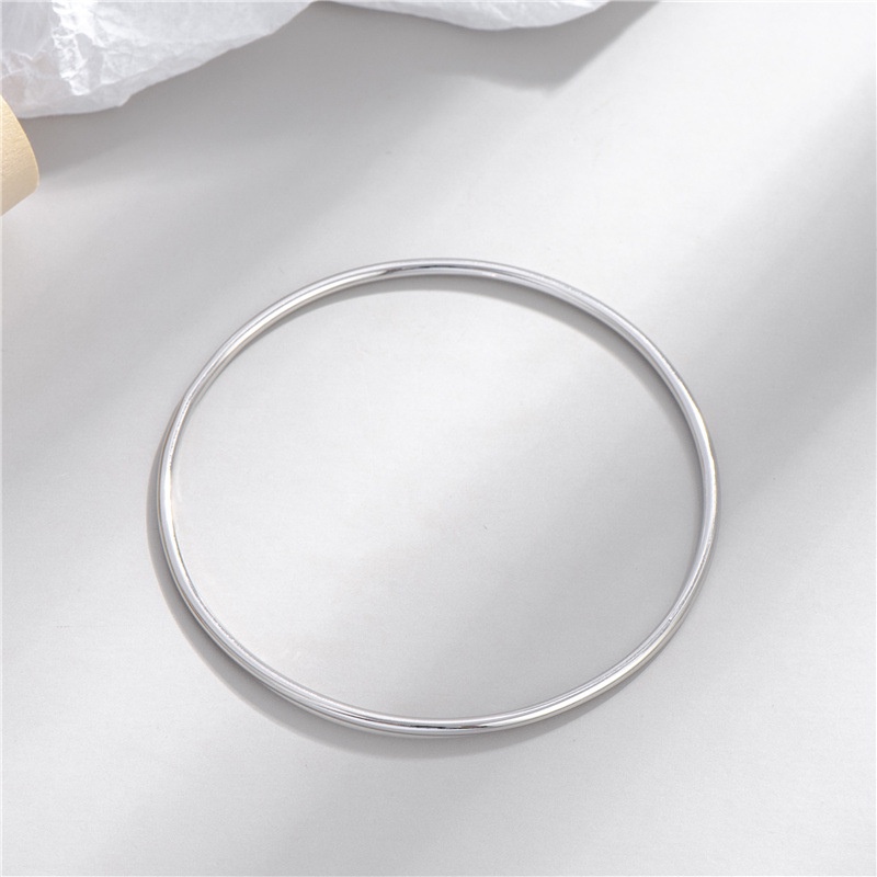 Gelang Simple 2mmTitanium Steel Untuk Wanita