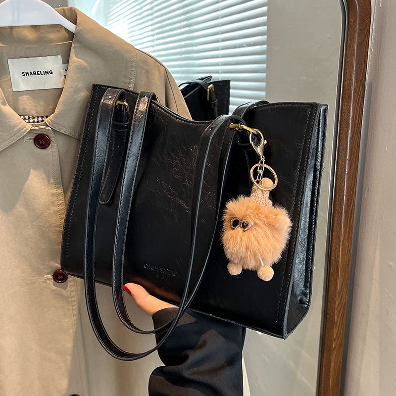 Sera musim gugur dan musim dingin retro tas berkapasitas besar 2023 tas wanita baru populer tas bahu komuter net red hot style tote bag